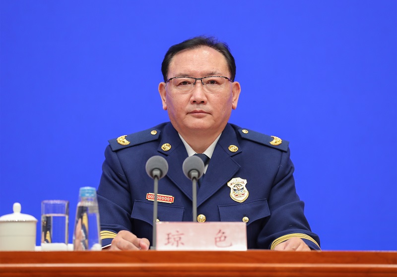 插人小穴视频应急部党组成员、消防救援局局长琼色出席新闻发布会